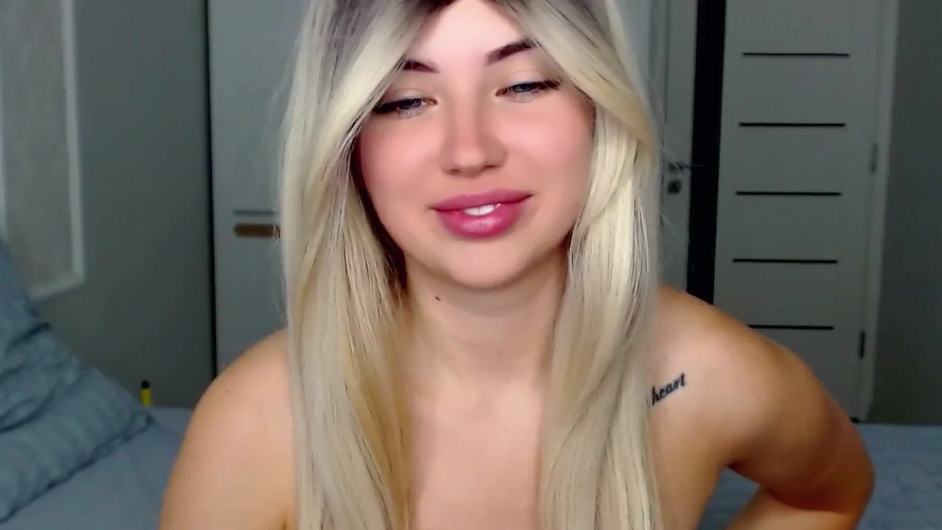 Gallery image thumbnail from SinfulAngelll's myfreecams stream on, 08/13/2023, 09:28 image 11 of 20