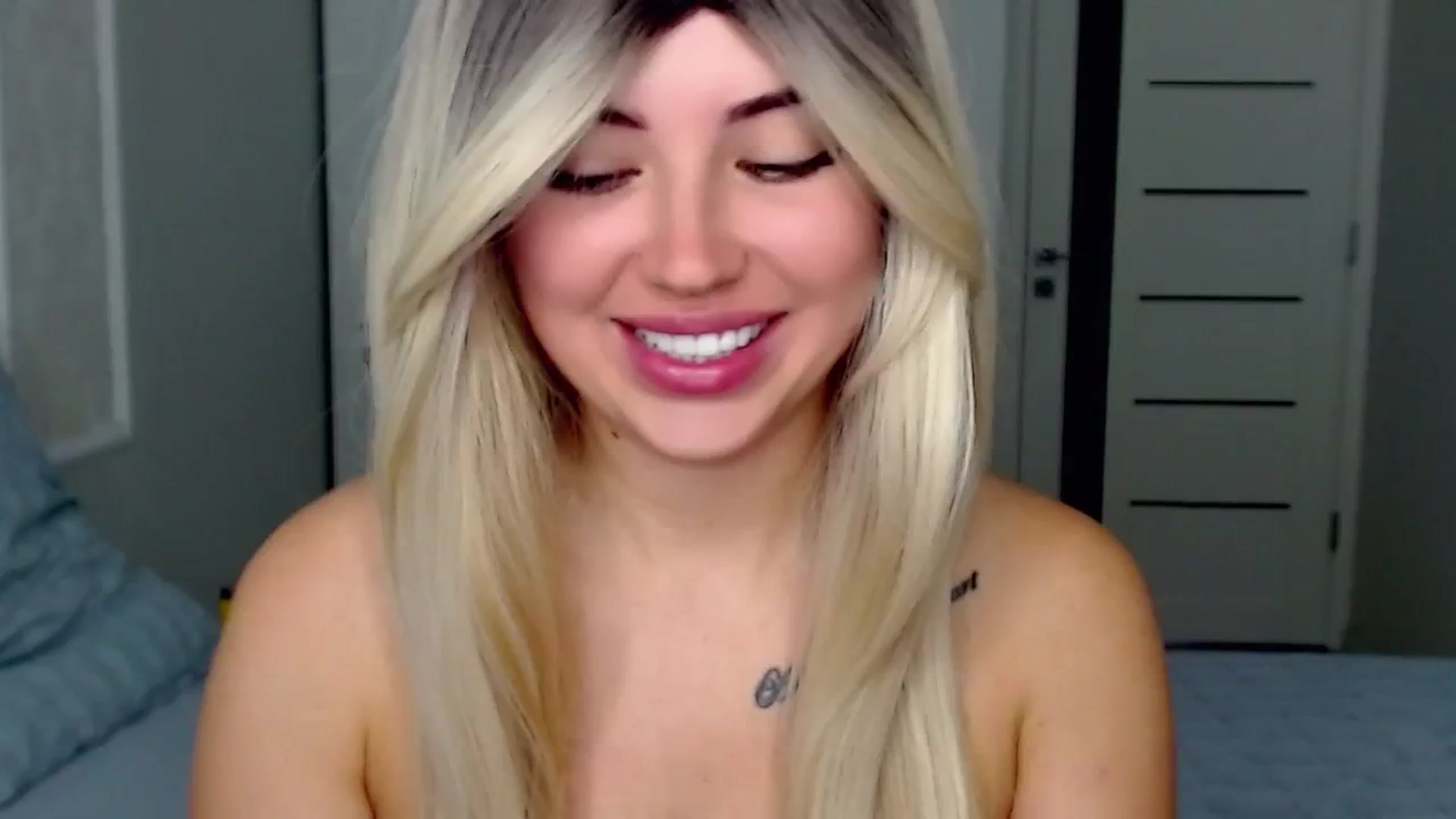 Gallery image thumbnail from SinfulAngelll's myfreecams stream on, 08/13/2023, 09:28 image 15 of 20