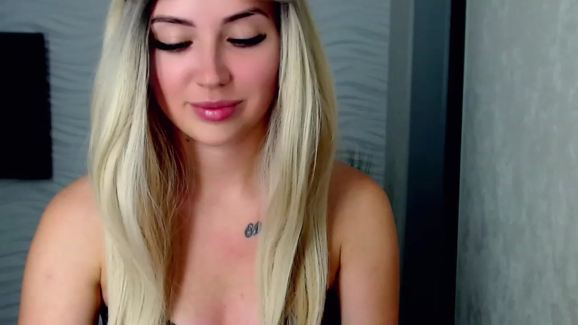 Gallery image thumbnail from SinfulAngelll's myfreecams stream on, 08/16/2023, 17:45 image 12 of 20