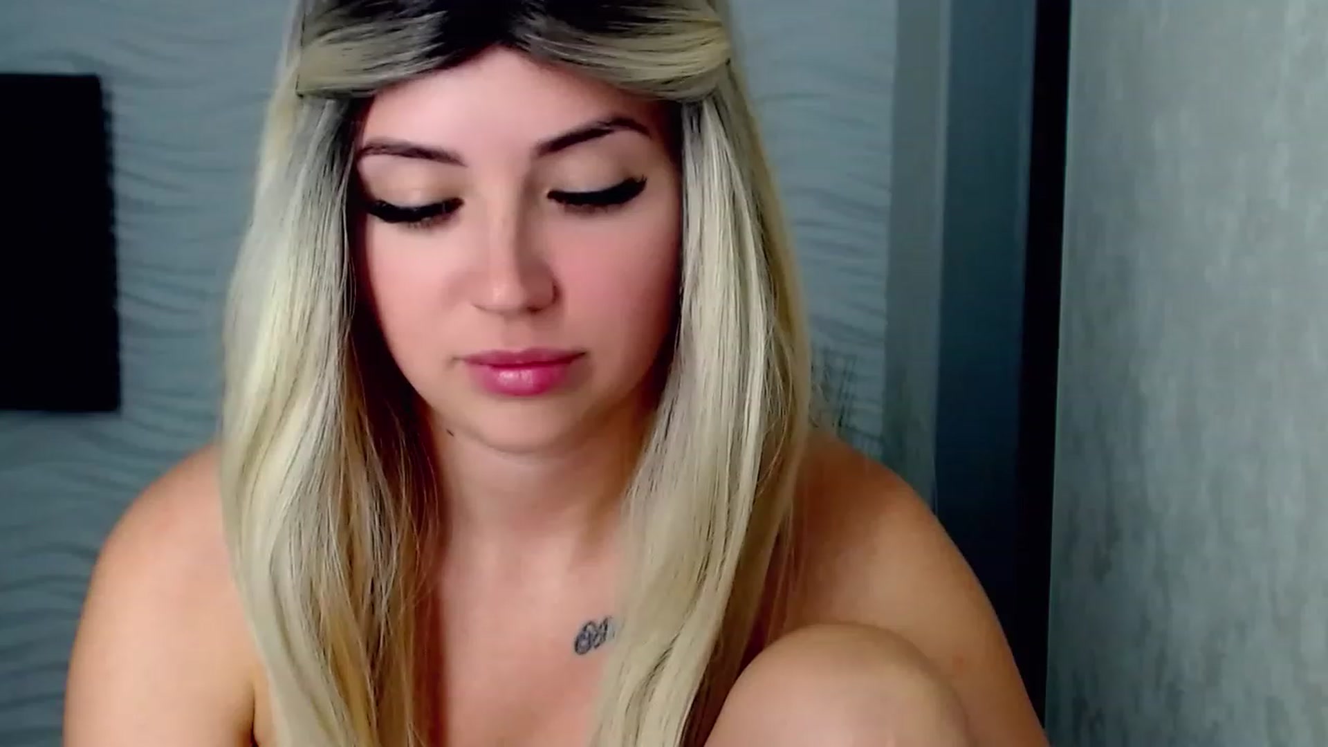Gallery image thumbnail from SinfulAngelll's myfreecams stream on, 08/16/2023, 17:45 image 5 of 20