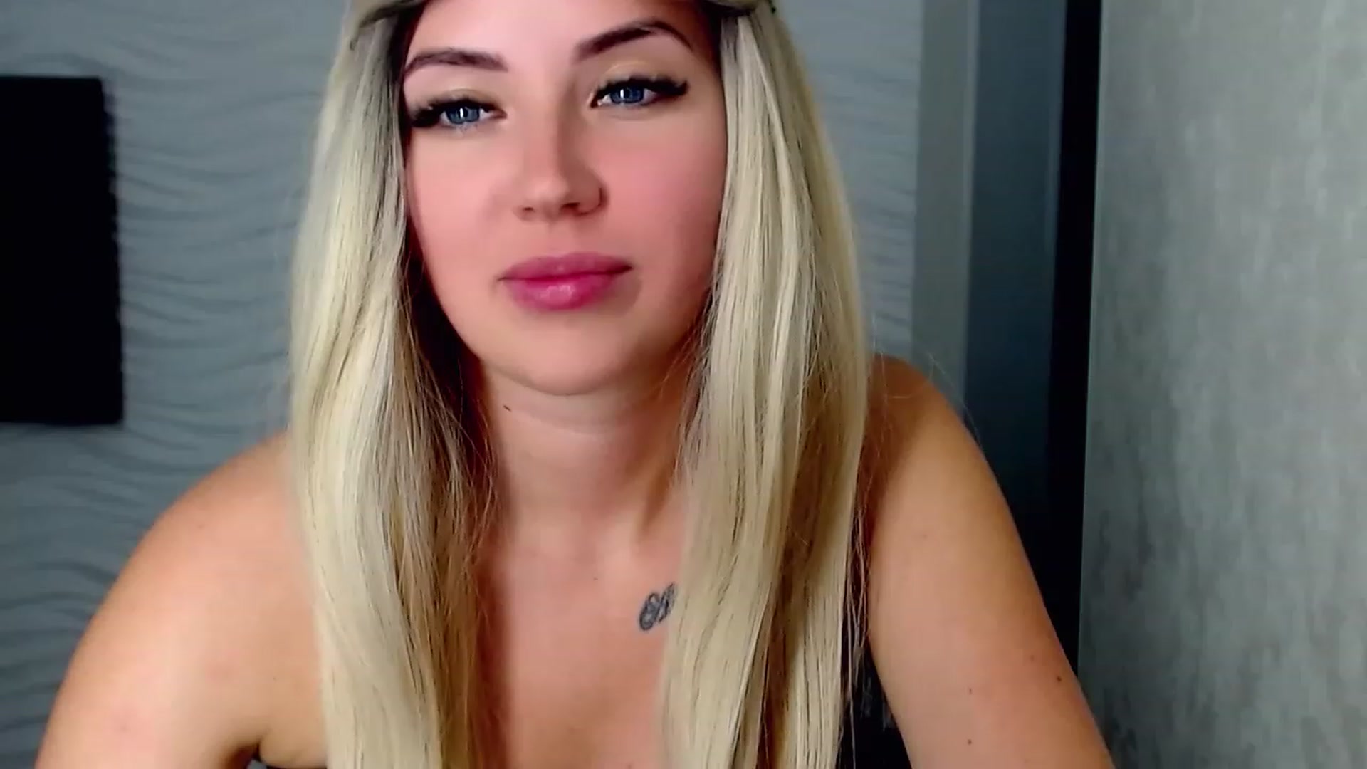 Gallery image thumbnail from SinfulAngelll's myfreecams stream on, 08/16/2023, 17:45 image 8 of 20