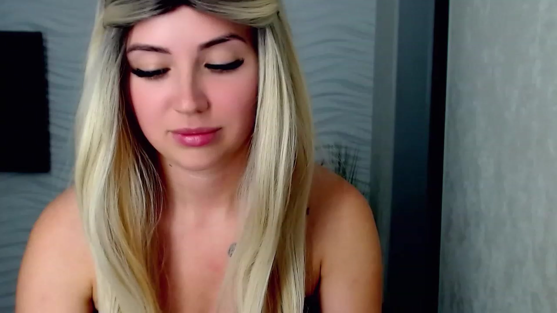 Gallery image thumbnail from SinfulAngelll's myfreecams stream on, 08/16/2023, 17:45 image 15 of 20