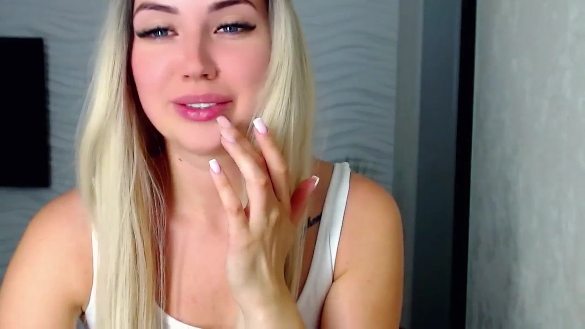 Gallery image thumbnail from SinfulAngelll's myfreecams stream on, 08/26/2023, 11:57 image 6 of 20