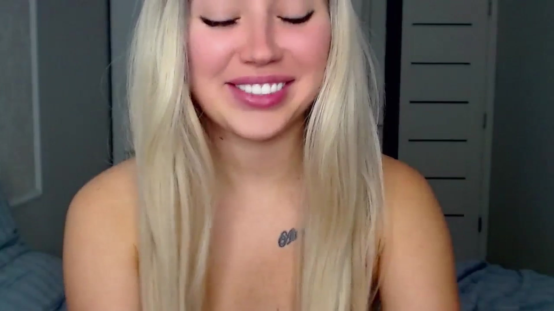 Gallery image thumbnail from SinfulAngelll's myfreecams stream on, 10/17/2023, 10:19 image 15 of 20