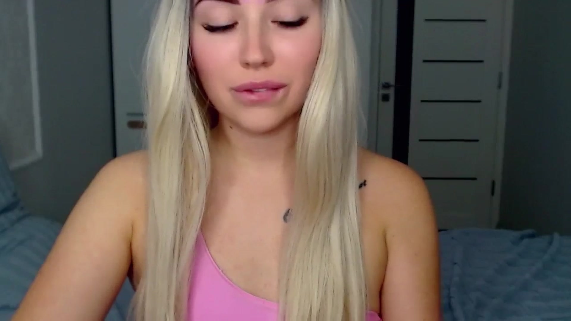 Gallery image thumbnail from SinfulAngelll's myfreecams stream on, 10/17/2023, 10:19 image 3 of 20