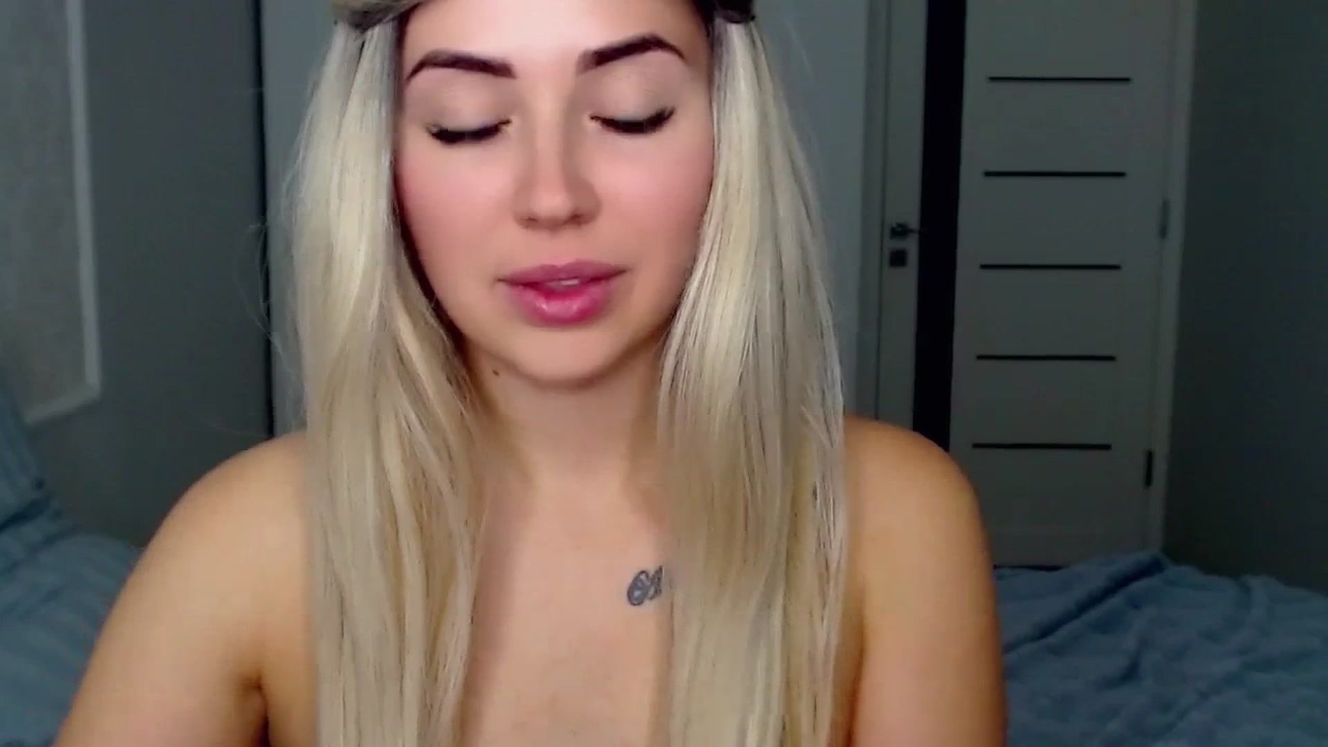 Gallery image thumbnail from SinfulAngelll's myfreecams stream on, 10/17/2023, 10:19 image 16 of 20