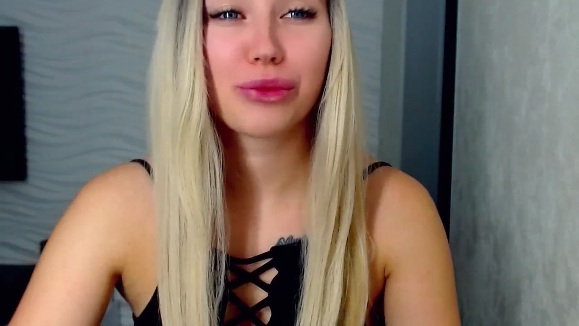 Gallery image thumbnail from SinfulAngelll's myfreecams stream on, 10/19/2023, 10:15 image 14 of 20