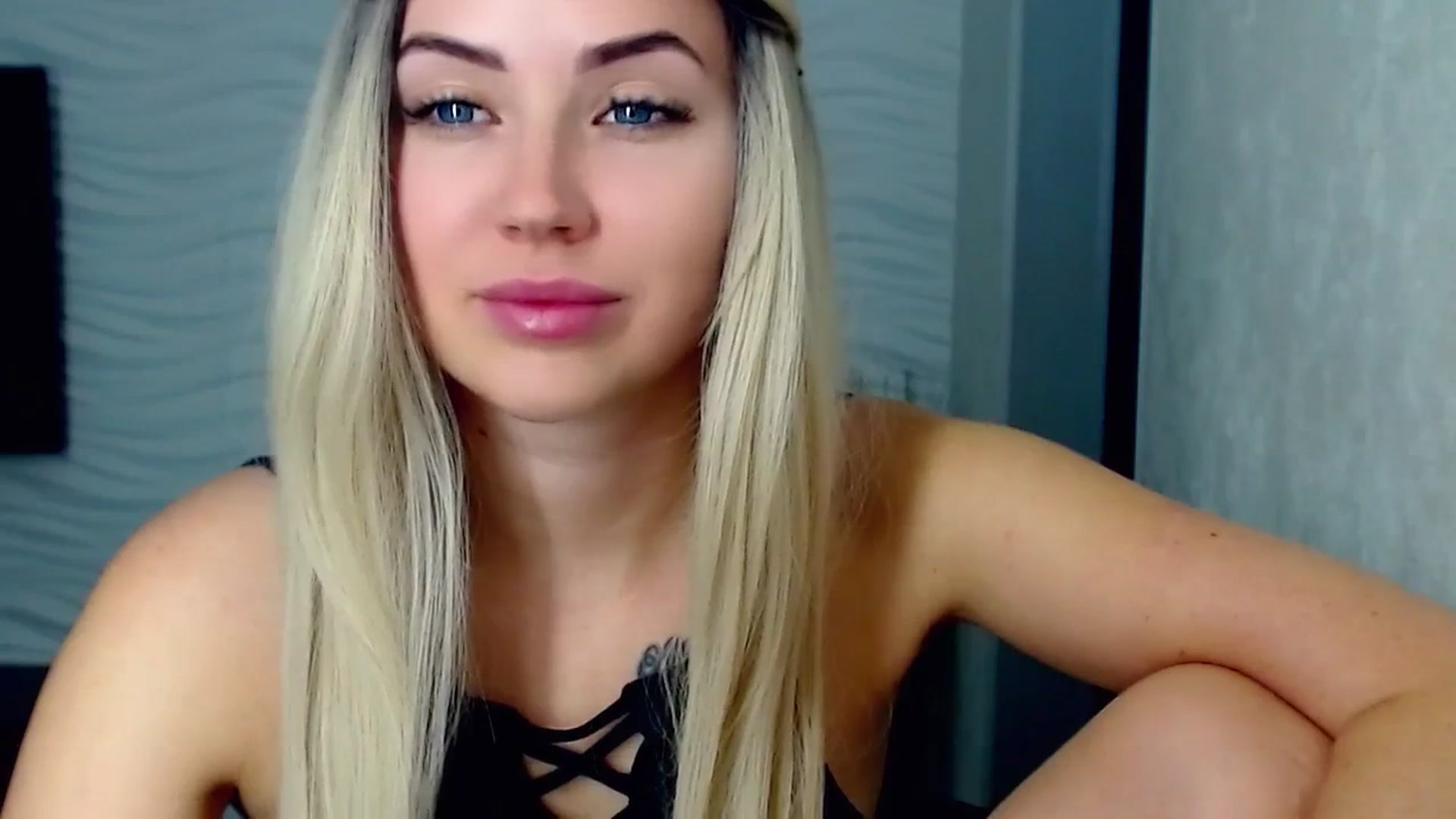 Gallery image thumbnail from SinfulAngelll's myfreecams stream on, 10/19/2023, 10:15 image 10 of 20