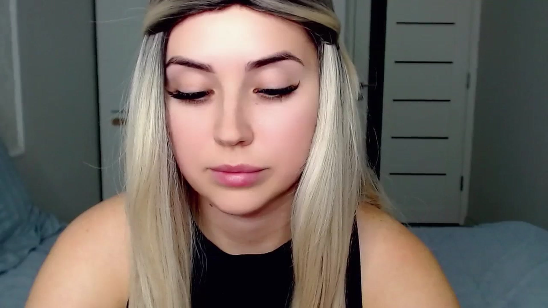 Gallery image thumbnail from SinfulAngelll's myfreecams stream on, 11/06/2023, 16:16 image 7 of 20