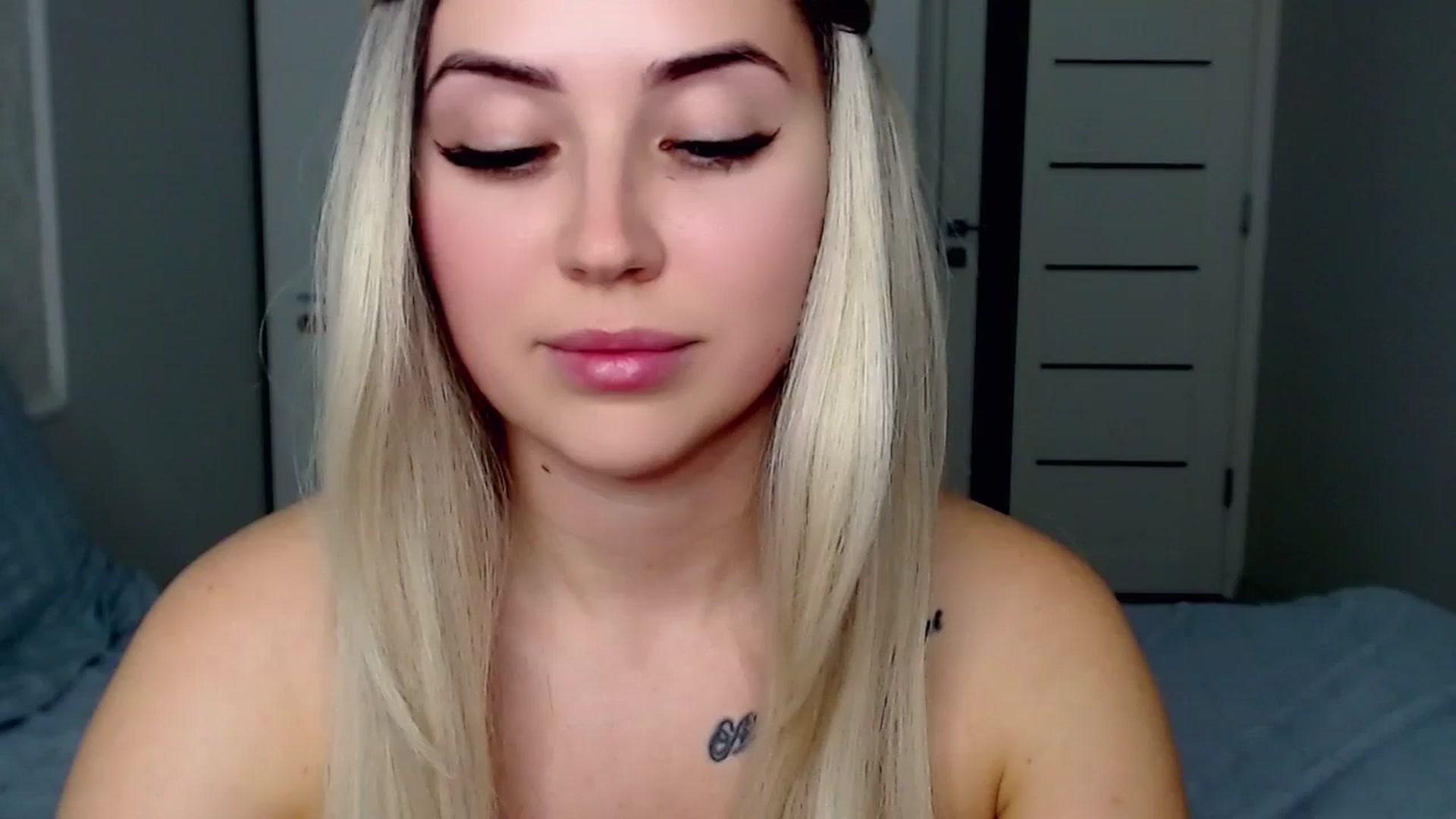 Gallery image thumbnail from SinfulAngelll's myfreecams stream on, 11/06/2023, 16:16 image 10 of 20