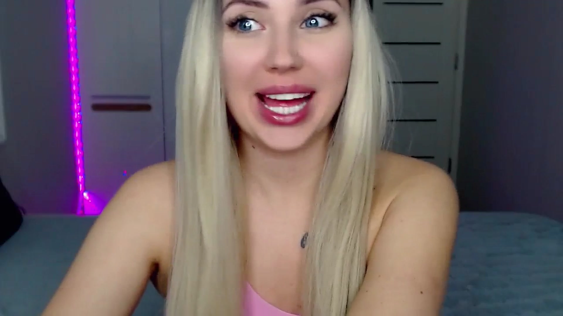 Gallery image thumbnail from SinfulAngelll's myfreecams stream on, 02/18/2024, 17:33 image 8 of 20