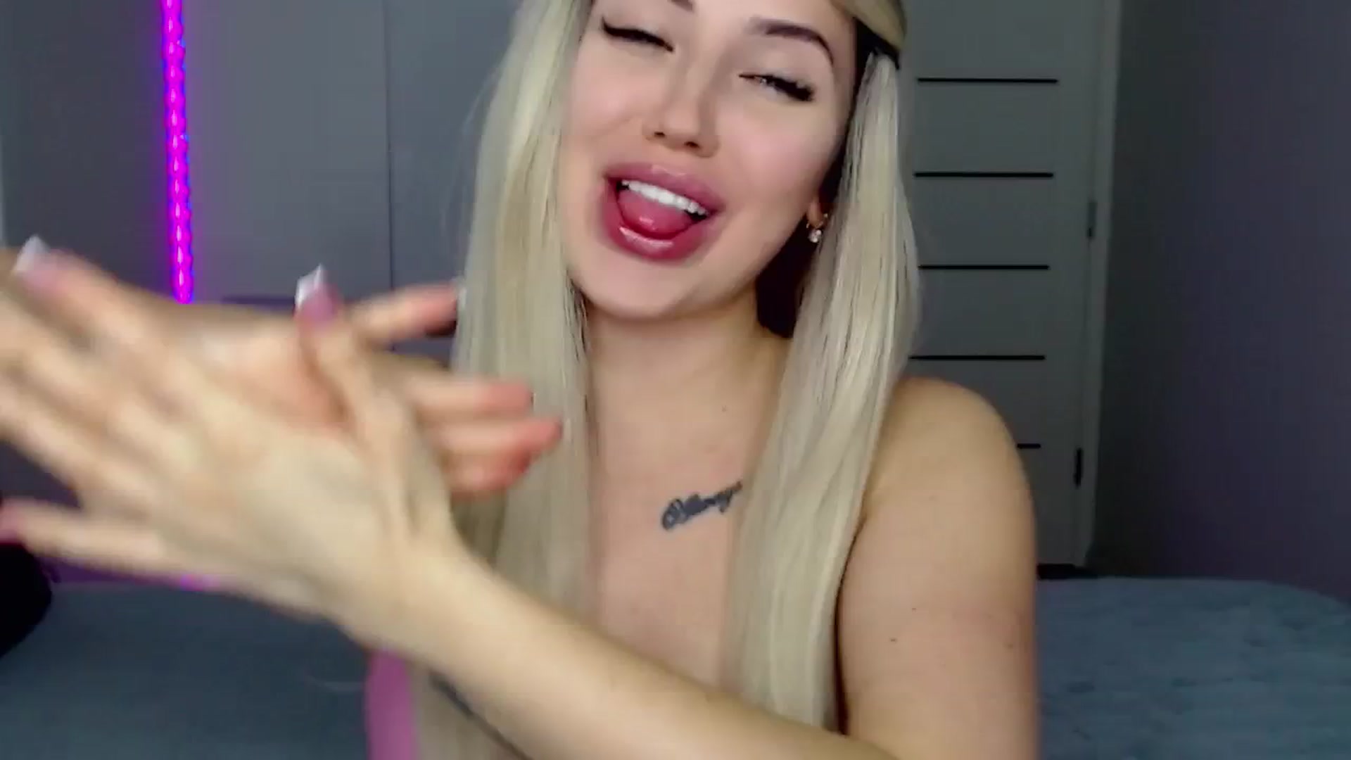 Gallery image thumbnail from SinfulAngelll's myfreecams stream on, 02/18/2024, 17:33 image 1 of 20