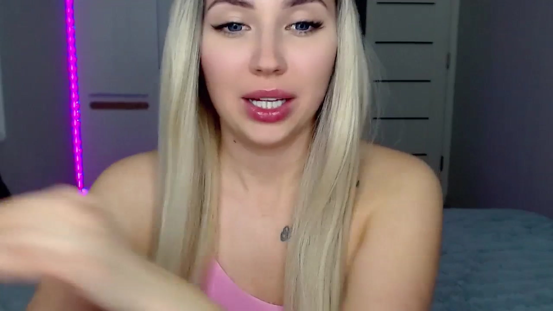 Gallery image thumbnail from SinfulAngelll's myfreecams stream on, 02/18/2024, 17:33 image 7 of 20