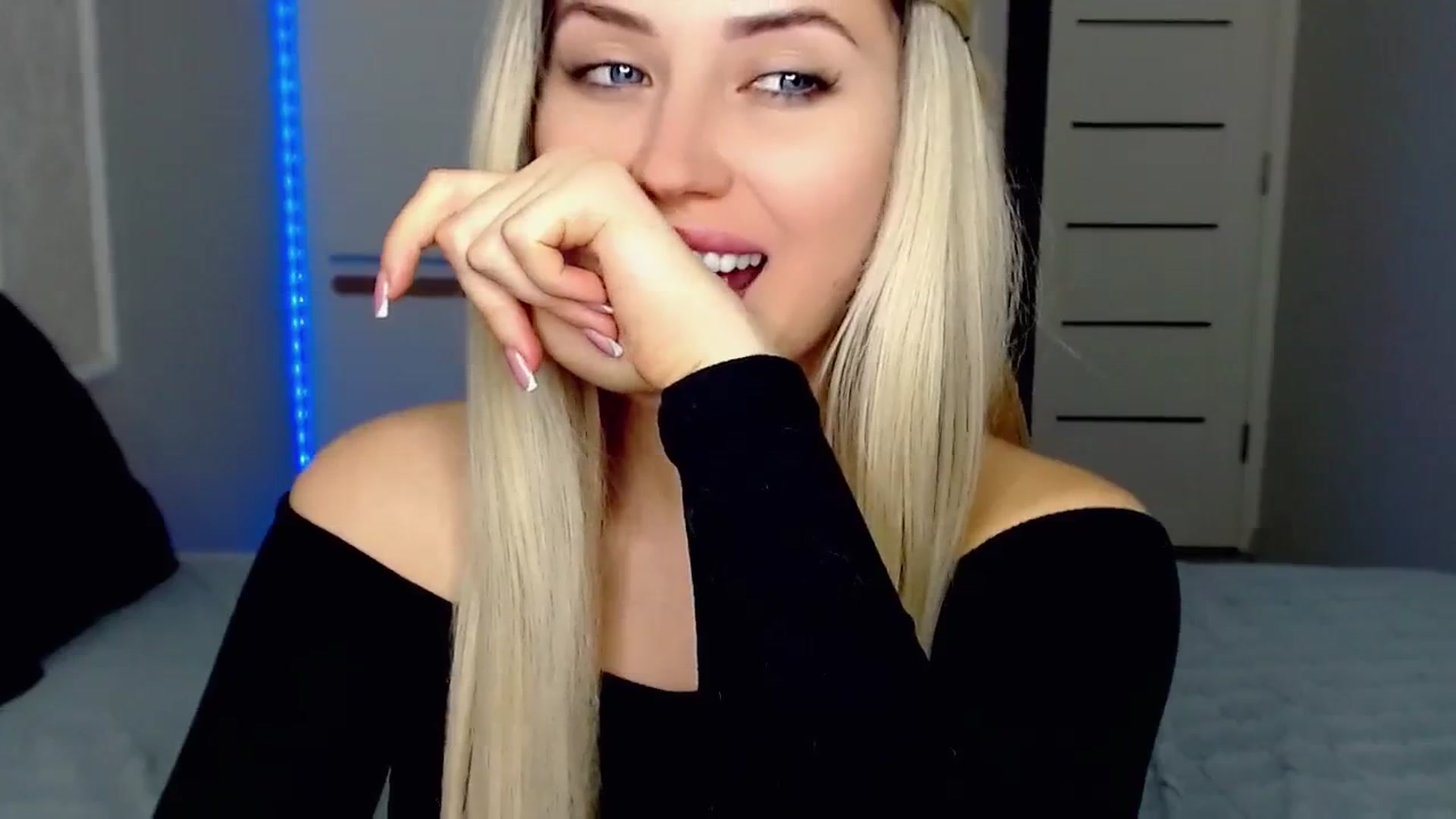 Gallery image thumbnail from SinfulAngelll's myfreecams stream on, 03/02/2024, 17:12 image 9 of 20