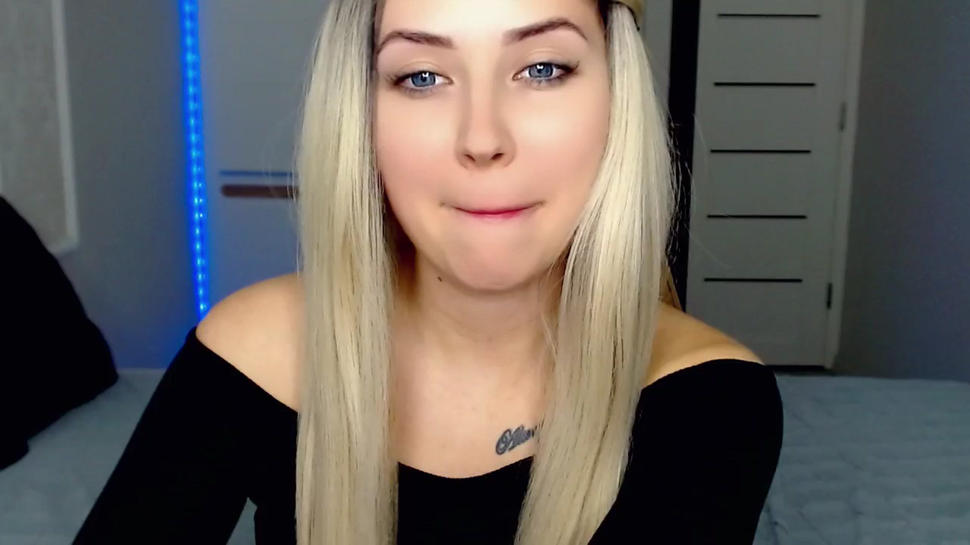 Gallery image thumbnail from SinfulAngelll's myfreecams stream on, 03/02/2024, 17:12 image 8 of 20