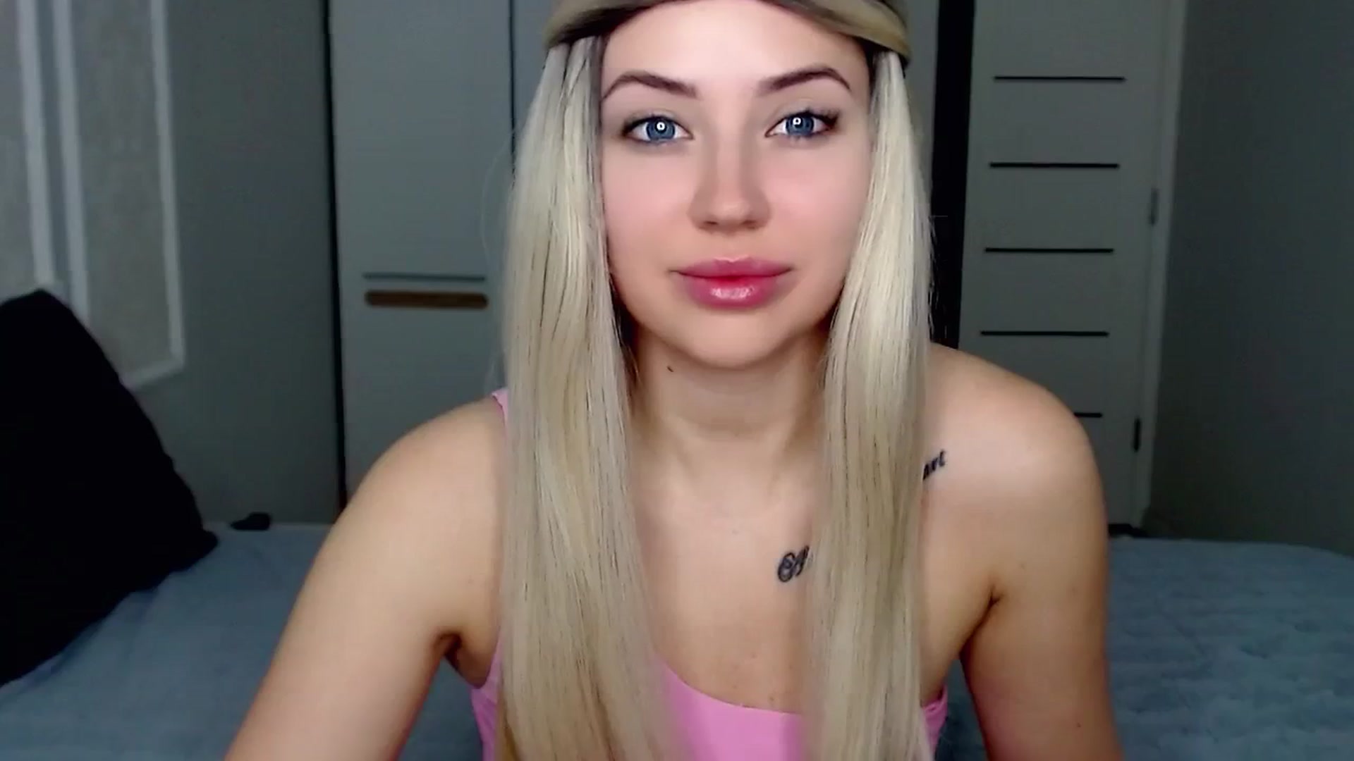 Gallery image thumbnail from SinfulAngelll's myfreecams stream on, 03/04/2024, 08:09 image 12 of 20
