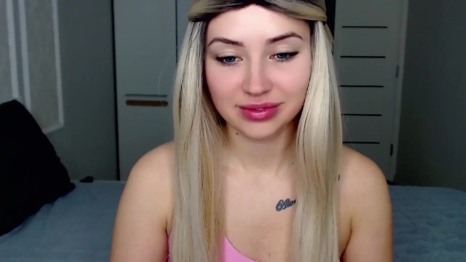Gallery image thumbnail from SinfulAngelll's myfreecams stream on, 03/04/2024, 08:09 image 18 of 20