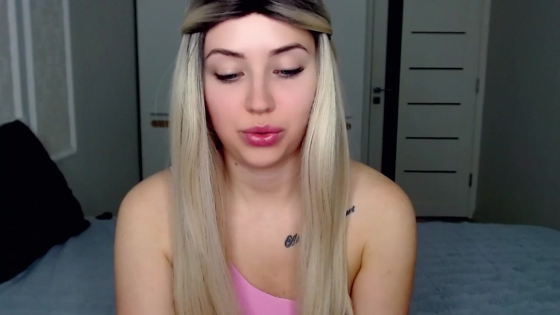 Gallery image thumbnail from SinfulAngelll's myfreecams stream on, 03/04/2024, 08:09 image 14 of 20