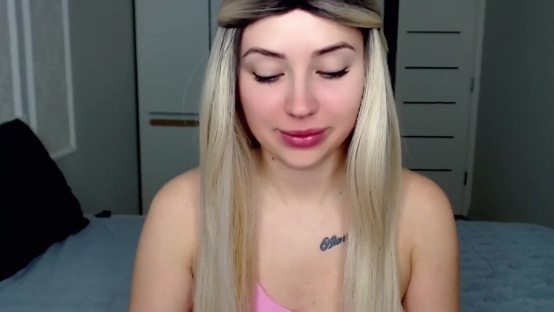 Gallery image thumbnail from SinfulAngelll's myfreecams stream on, 03/04/2024, 08:09 image 19 of 20