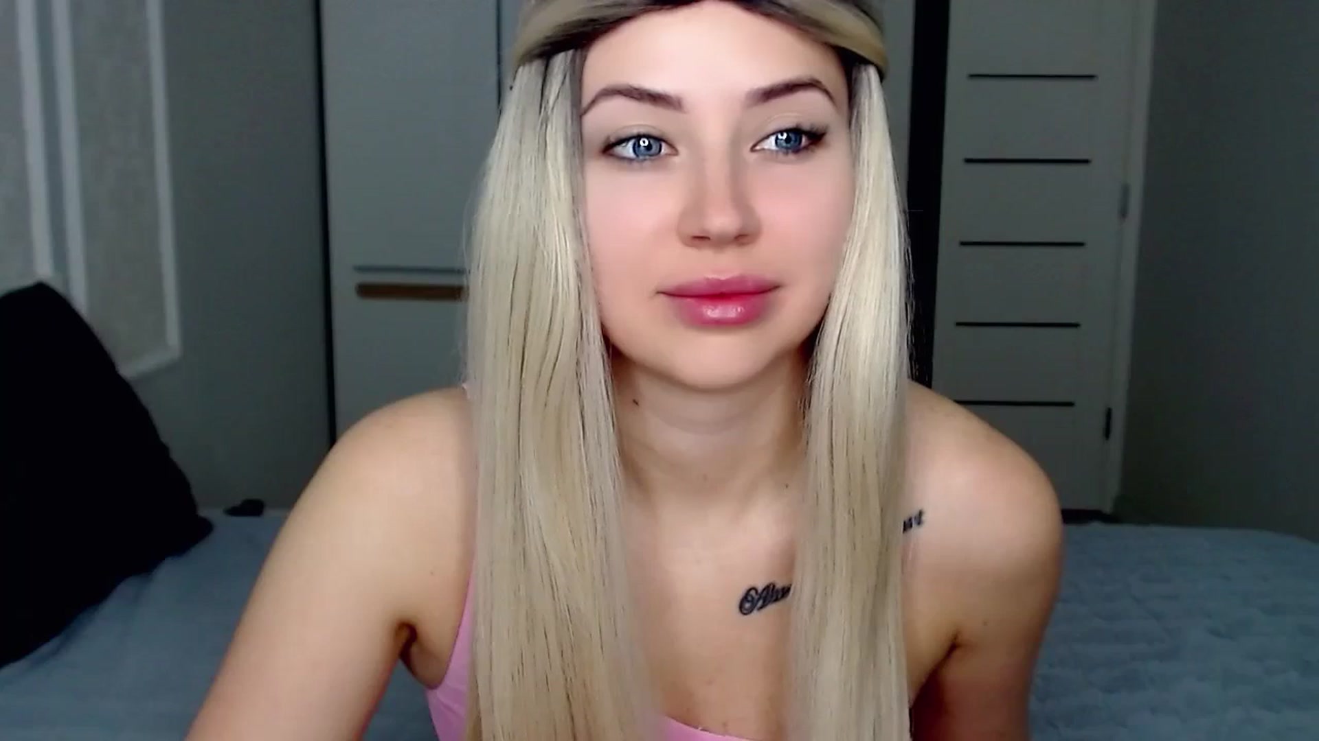 Gallery image thumbnail from SinfulAngelll's myfreecams stream on, 03/04/2024, 08:09 image 13 of 20