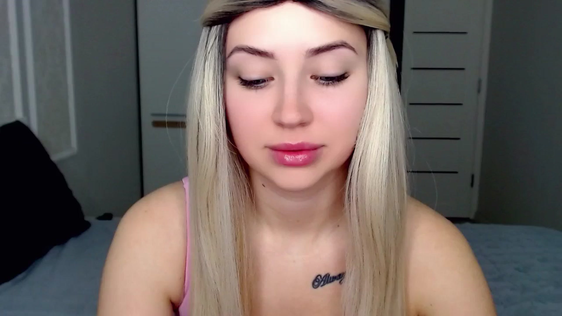 Gallery image thumbnail from SinfulAngelll's myfreecams stream on, 03/04/2024, 08:09 image 8 of 20
