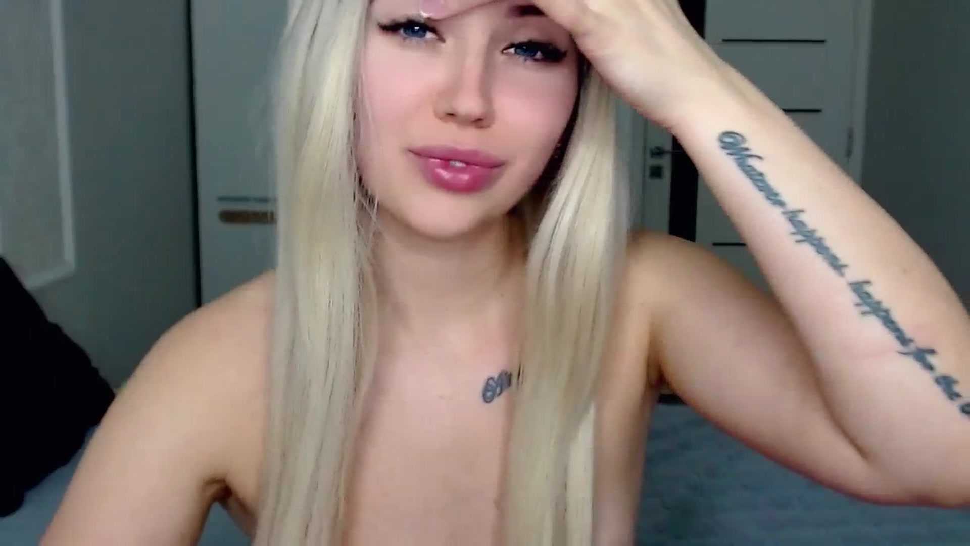 Gallery image thumbnail from SinfulAngelll's myfreecams stream on, 03/16/2024, 17:28 image 9 of 20