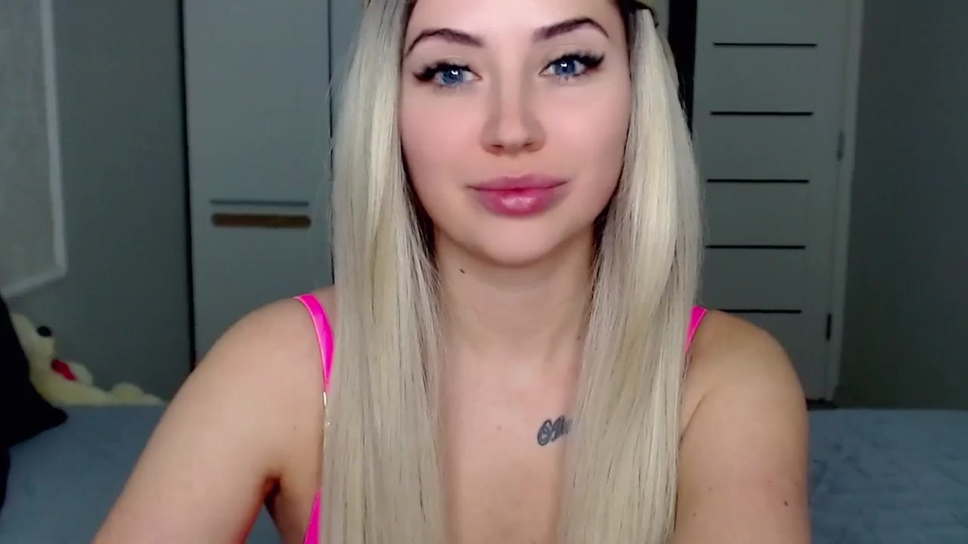 Gallery image thumbnail from SinfulAngelll's myfreecams stream on, 03/16/2024, 18:41 image 17 of 20