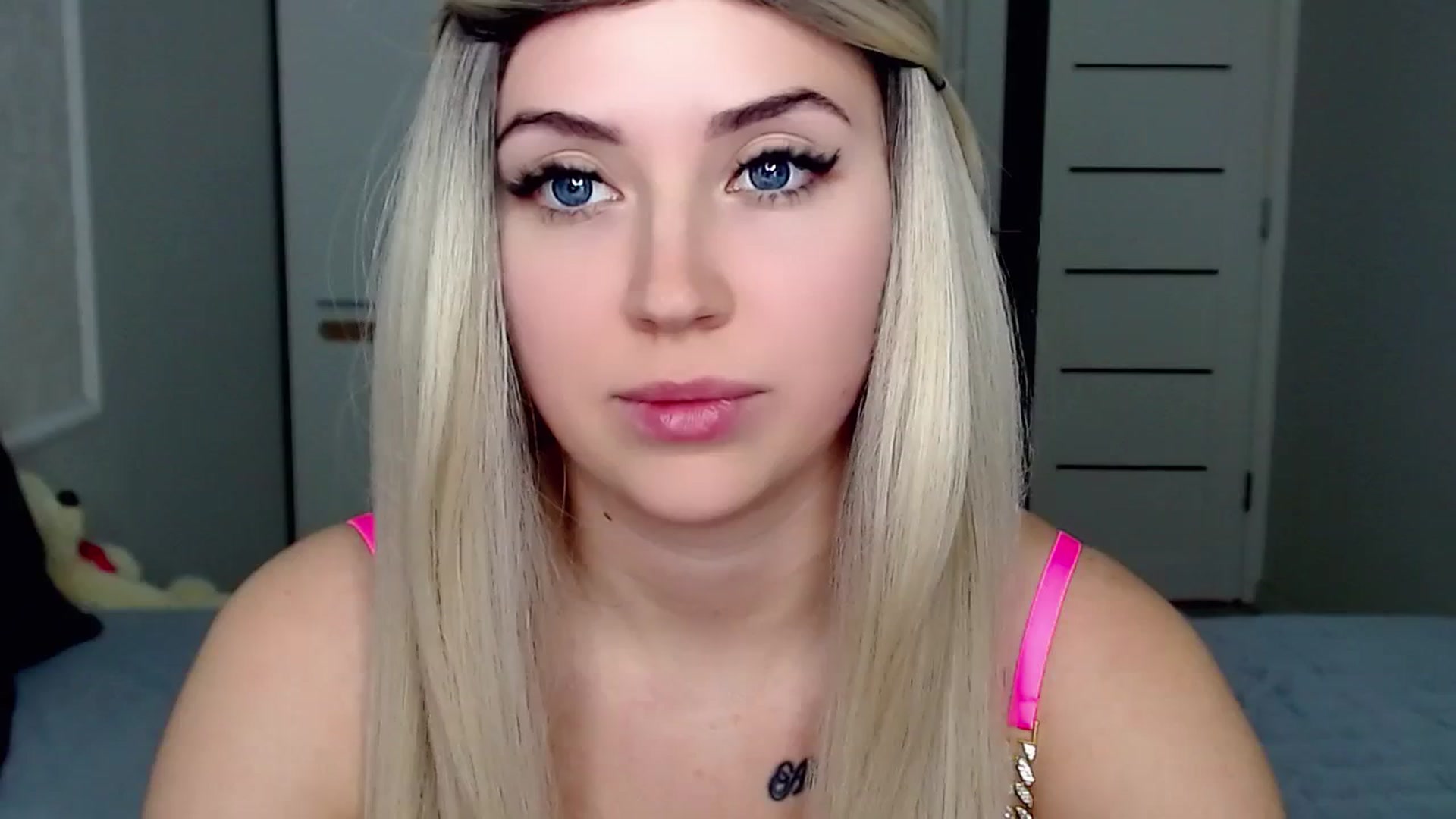 Gallery image thumbnail from SinfulAngelll's myfreecams stream on, 03/16/2024, 18:41 image 10 of 20