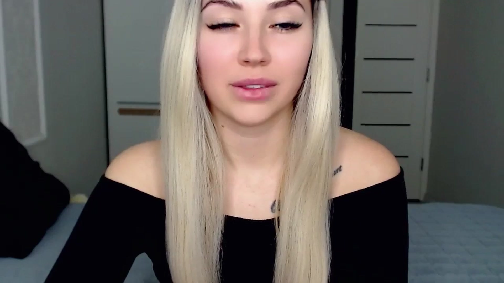 Gallery image thumbnail from SinfulAngelll's myfreecams stream on, 03/17/2024, 12:39 image 19 of 20