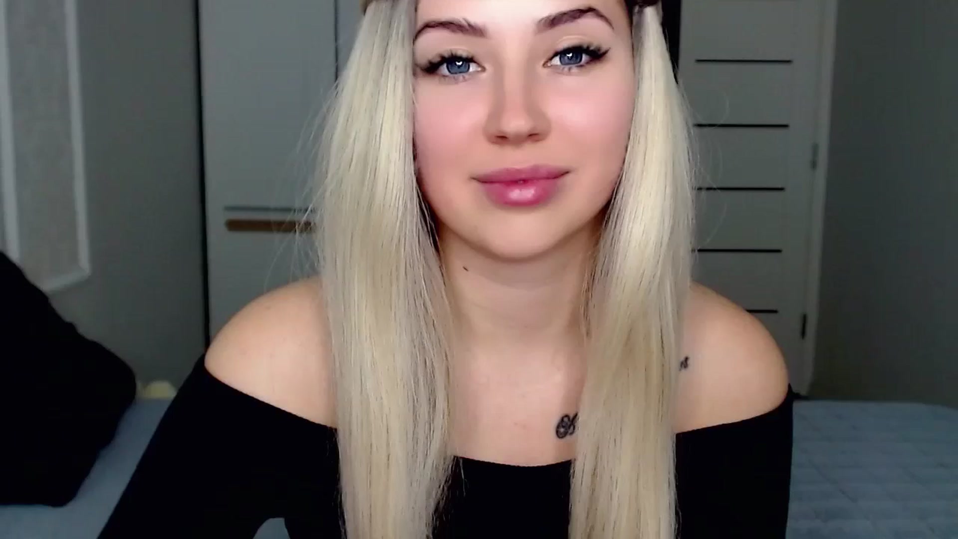 Gallery image thumbnail from SinfulAngelll's myfreecams stream on, 03/17/2024, 13:14 image 17 of 20
