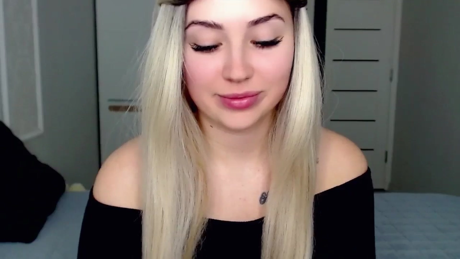 Gallery image thumbnail from SinfulAngelll's myfreecams stream on, 03/17/2024, 13:14 image 19 of 20