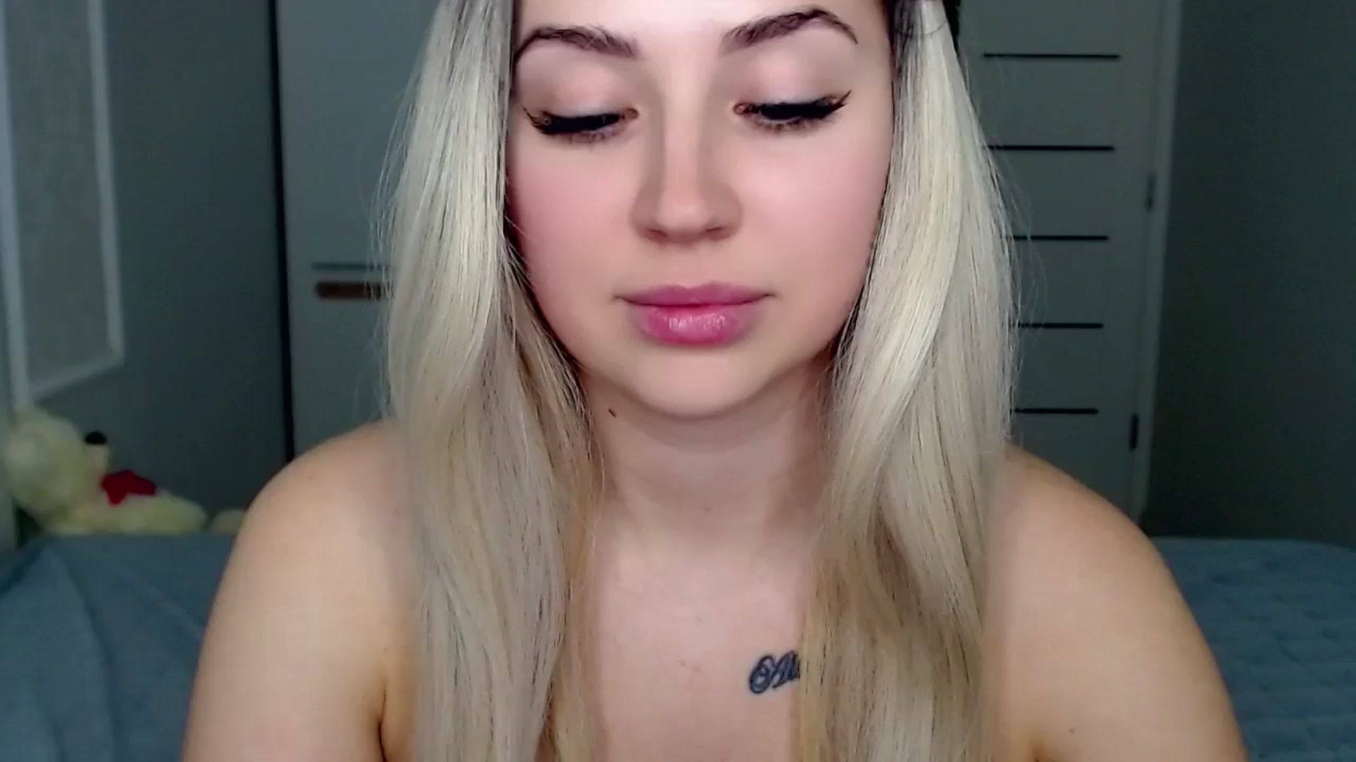 Gallery image thumbnail from SinfulAngelll's myfreecams stream on, 03/17/2024, 14:33 image 12 of 20