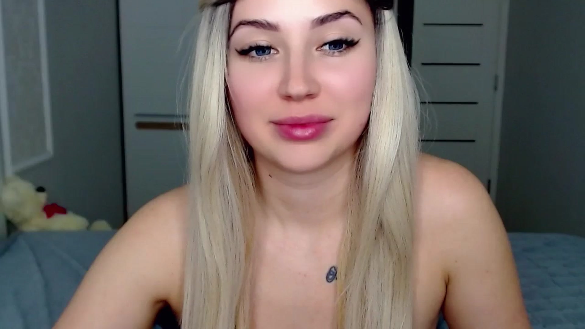 Gallery image thumbnail from SinfulAngelll's myfreecams stream on, 03/17/2024, 14:33 image 20 of 20