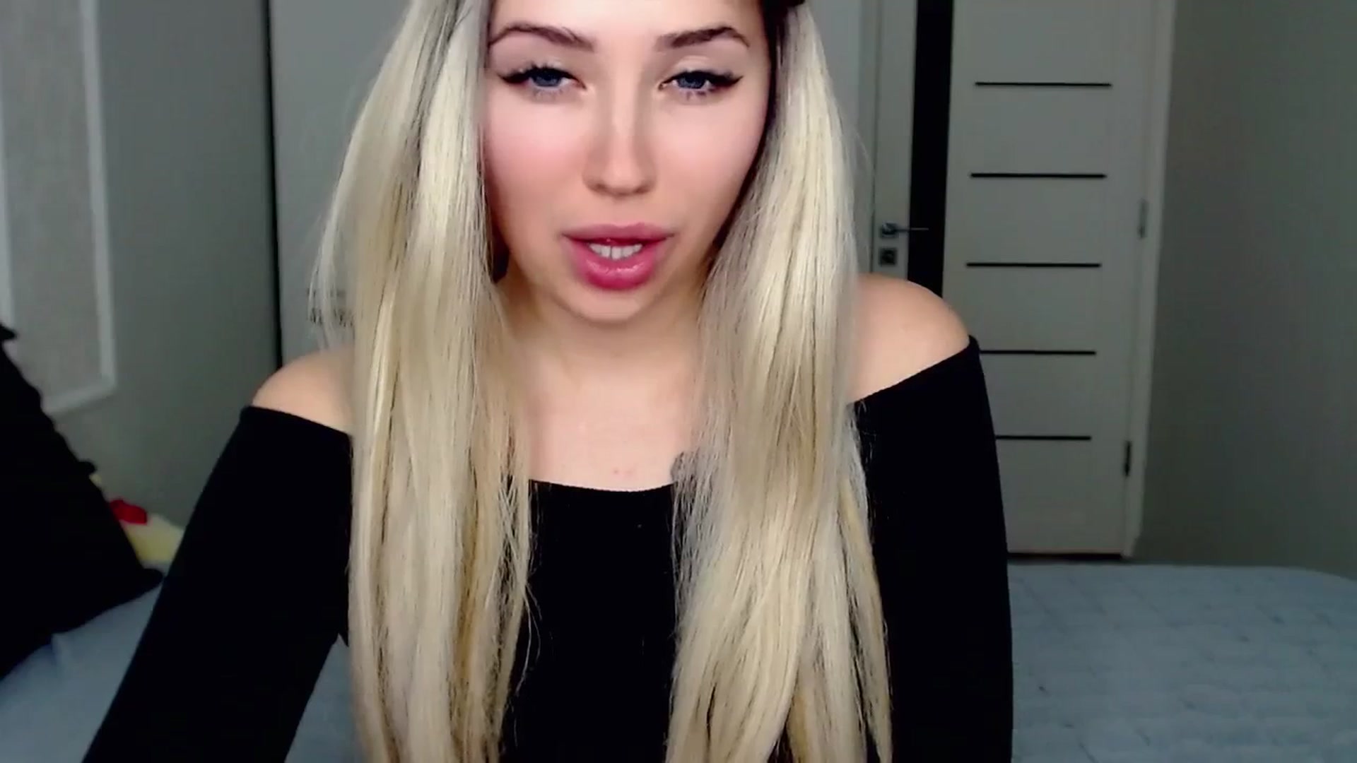 Gallery image thumbnail from SinfulAngelll's myfreecams stream on, 03/17/2024, 17:19 image 17 of 20