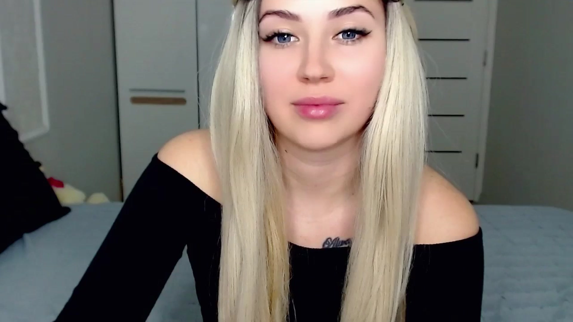 Gallery image thumbnail from SinfulAngelll's myfreecams stream on, 03/17/2024, 17:19 image 10 of 20