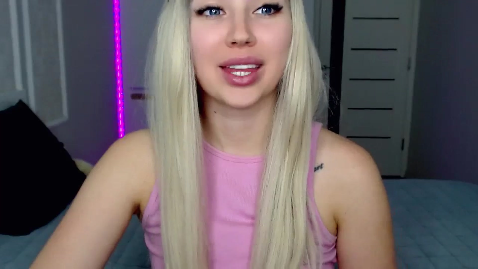 Gallery image thumbnail from SinfulAngelll's myfreecams stream on, 03/18/2024, 15:47 image 10 of 20