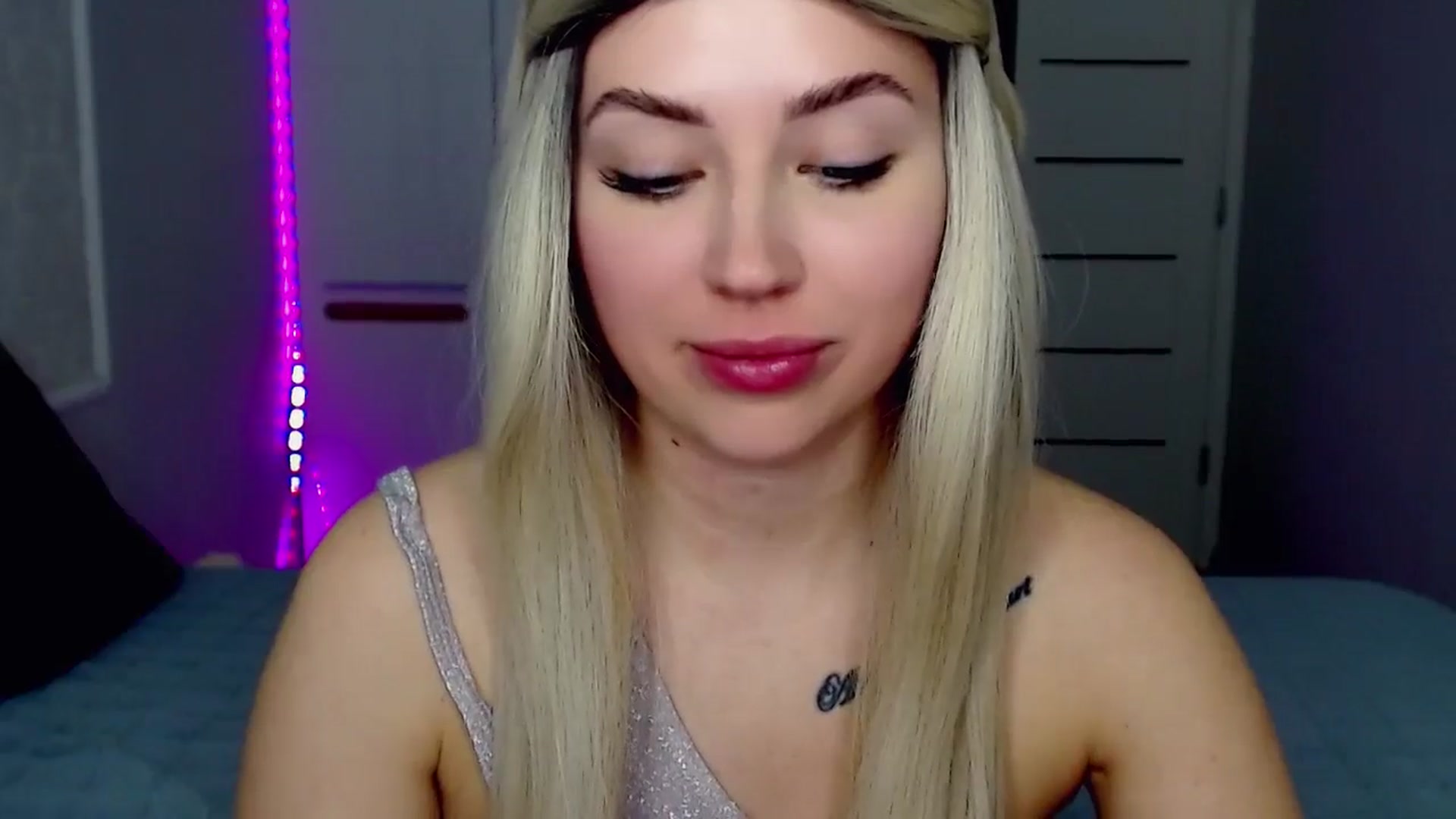 Gallery image thumbnail from SinfulAngelll's myfreecams stream on, 05/14/2024, 11:35 image 13 of 20
