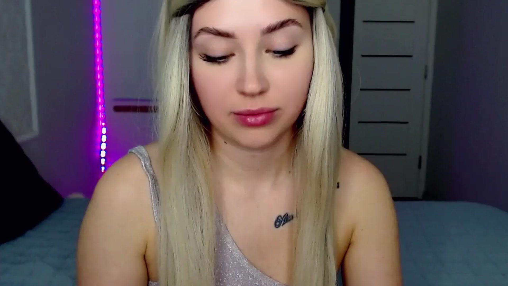 Gallery image thumbnail from SinfulAngelll's myfreecams stream on, 05/14/2024, 11:35 image 6 of 20