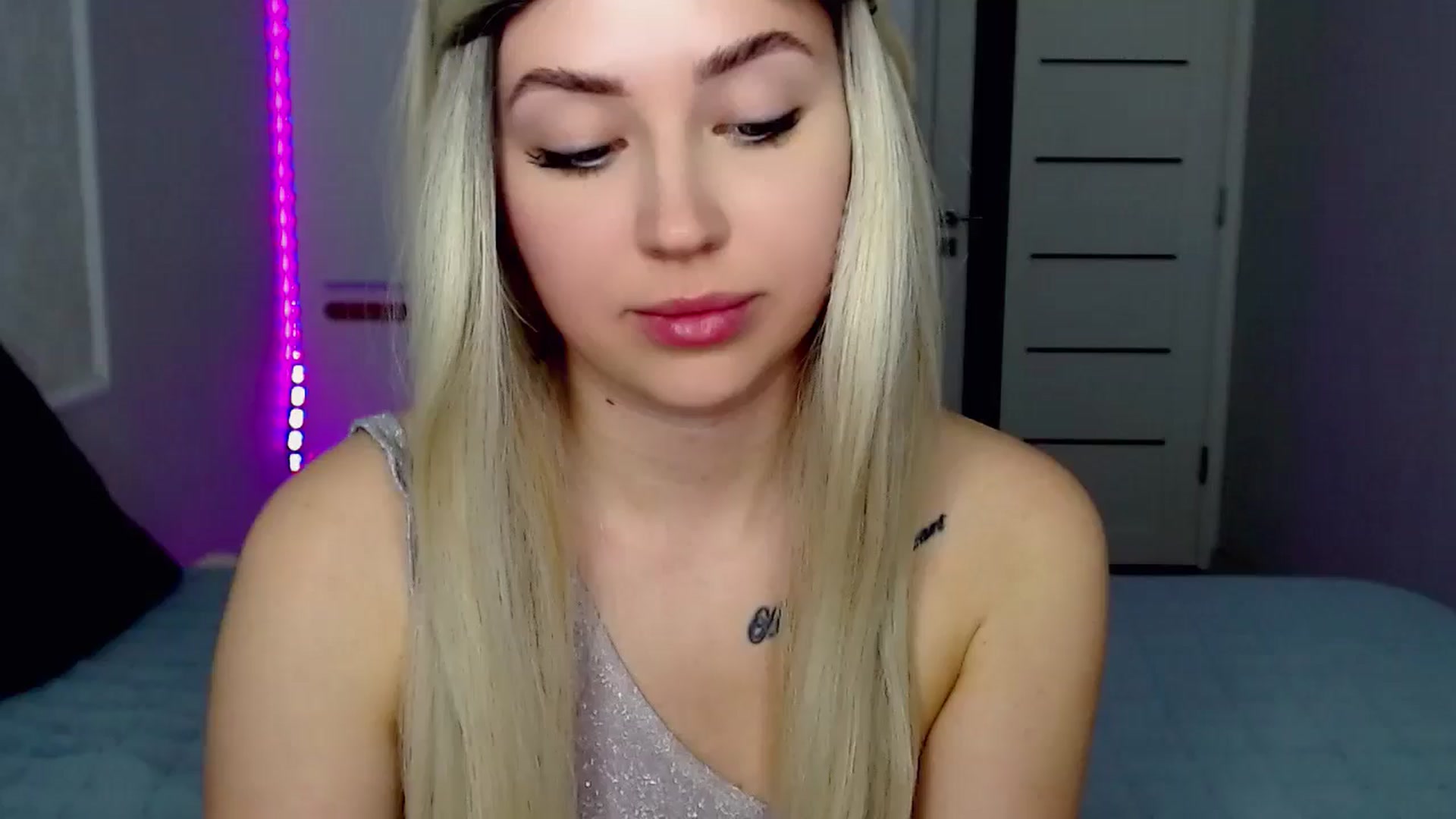Gallery image thumbnail from SinfulAngelll's myfreecams stream on, 05/14/2024, 11:35 image 3 of 20