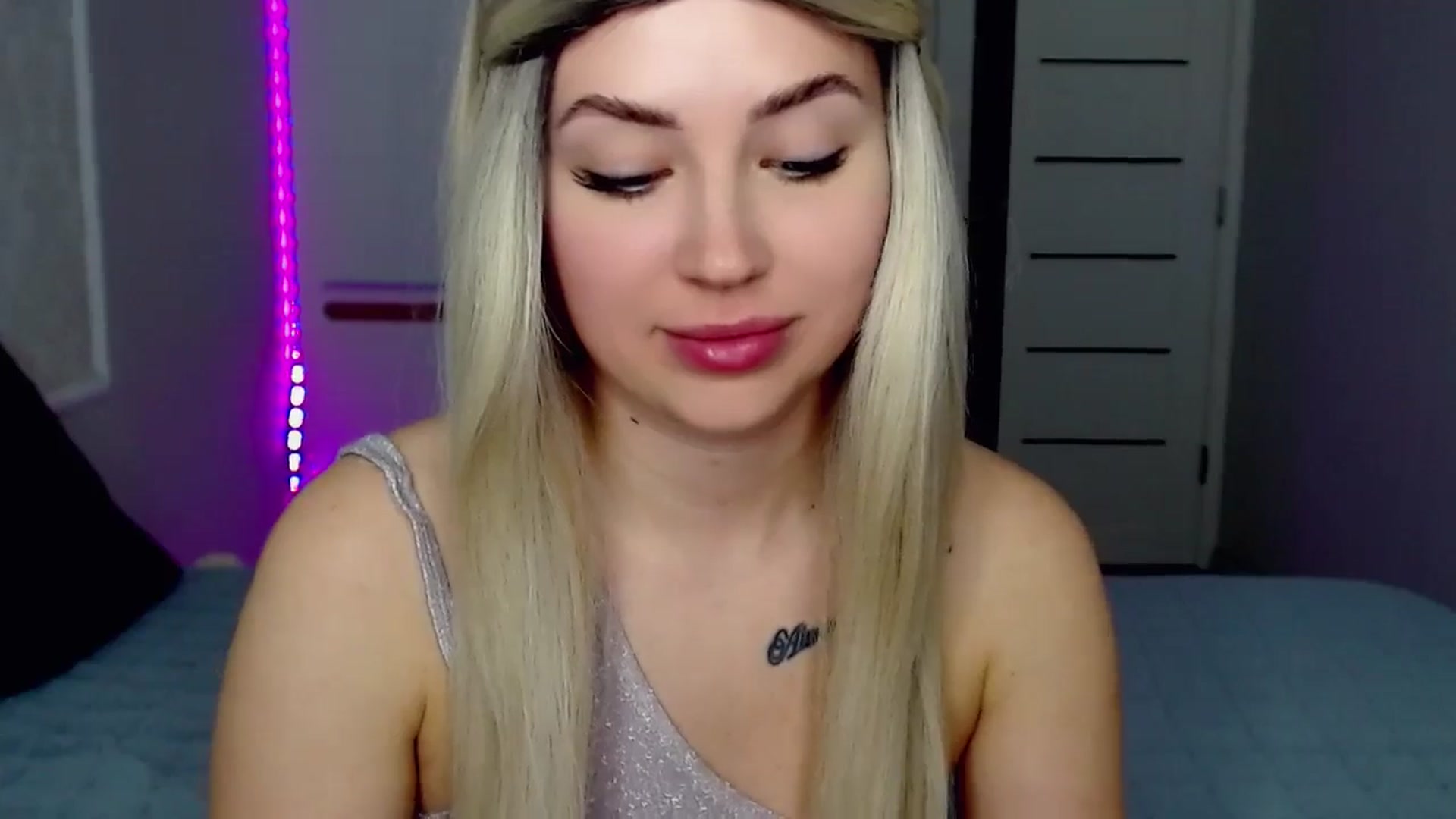 Gallery image thumbnail from SinfulAngelll's myfreecams stream on, 05/14/2024, 11:35 image 11 of 20