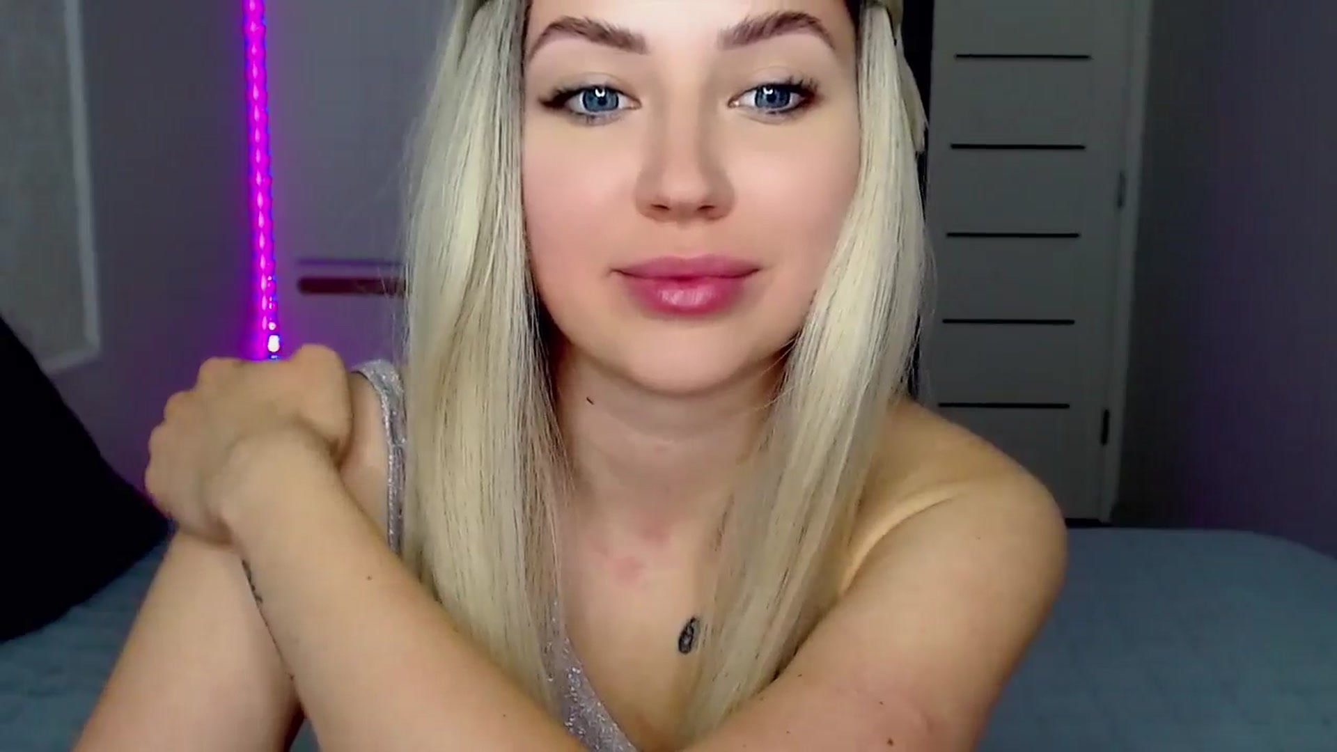 Gallery image thumbnail from SinfulAngelll's myfreecams stream on, 05/14/2024, 11:35 image 18 of 20