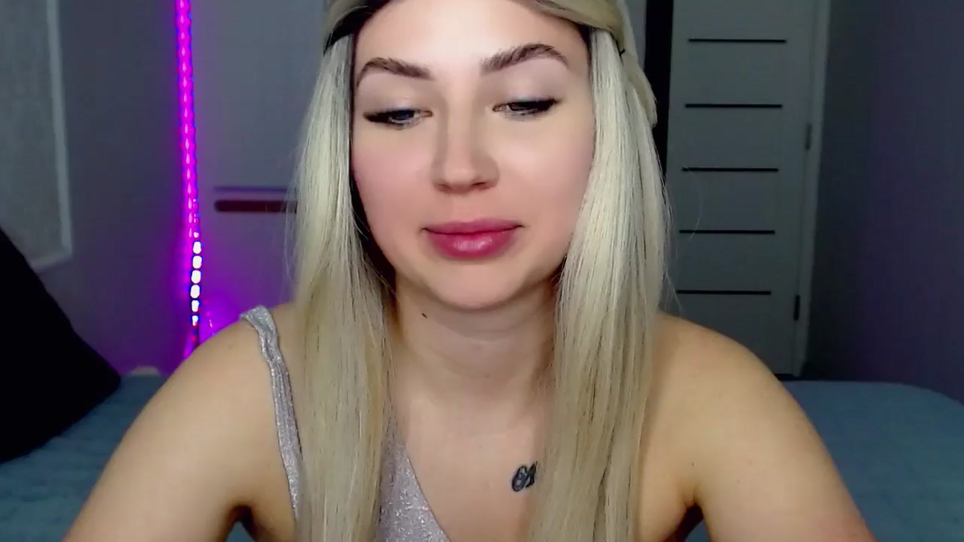 Gallery image thumbnail from SinfulAngelll's myfreecams stream on, 05/14/2024, 11:35 image 12 of 20