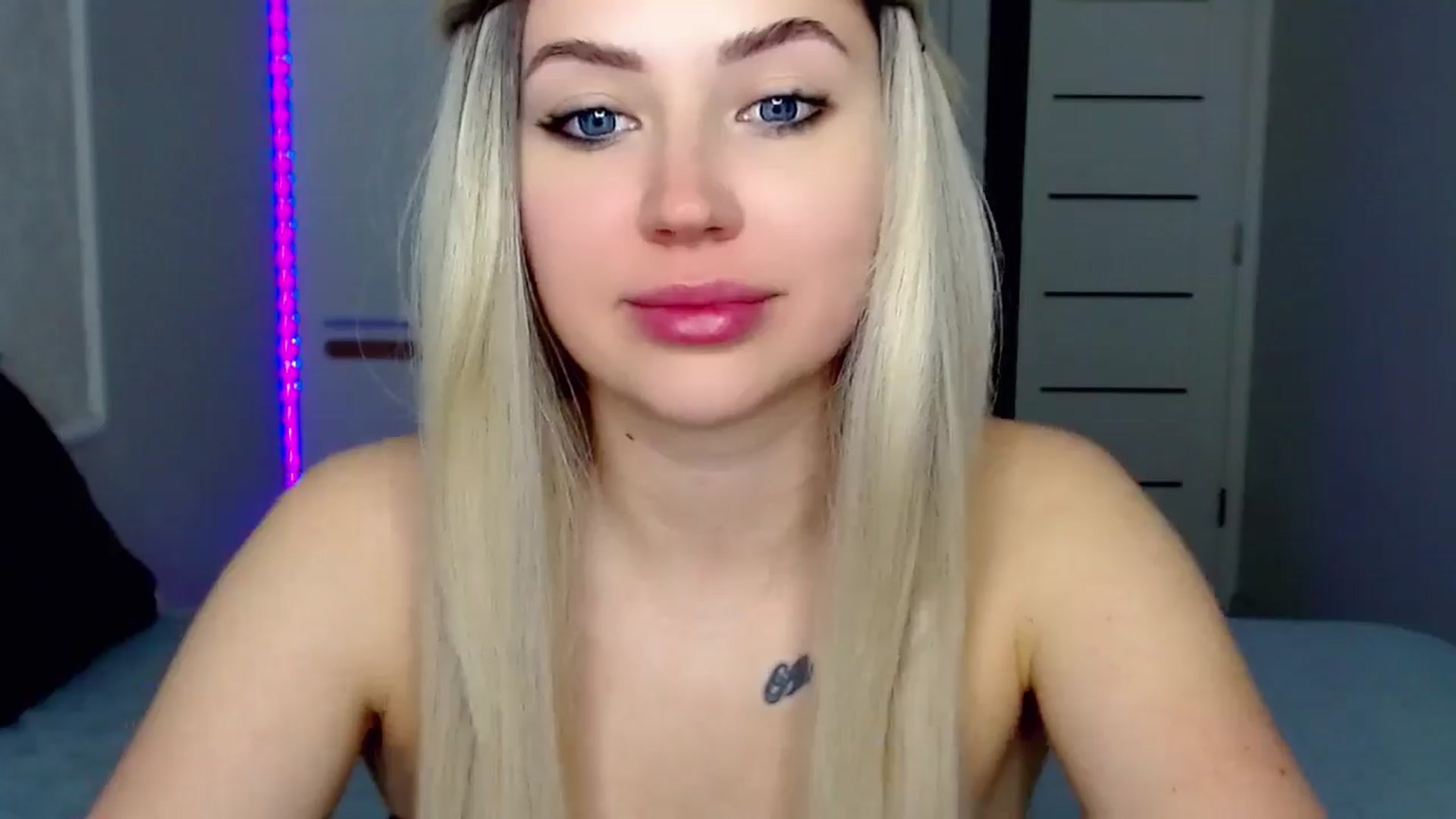 Gallery image thumbnail from SinfulAngelll's myfreecams stream on, 05/17/2024, 08:16 image 10 of 20