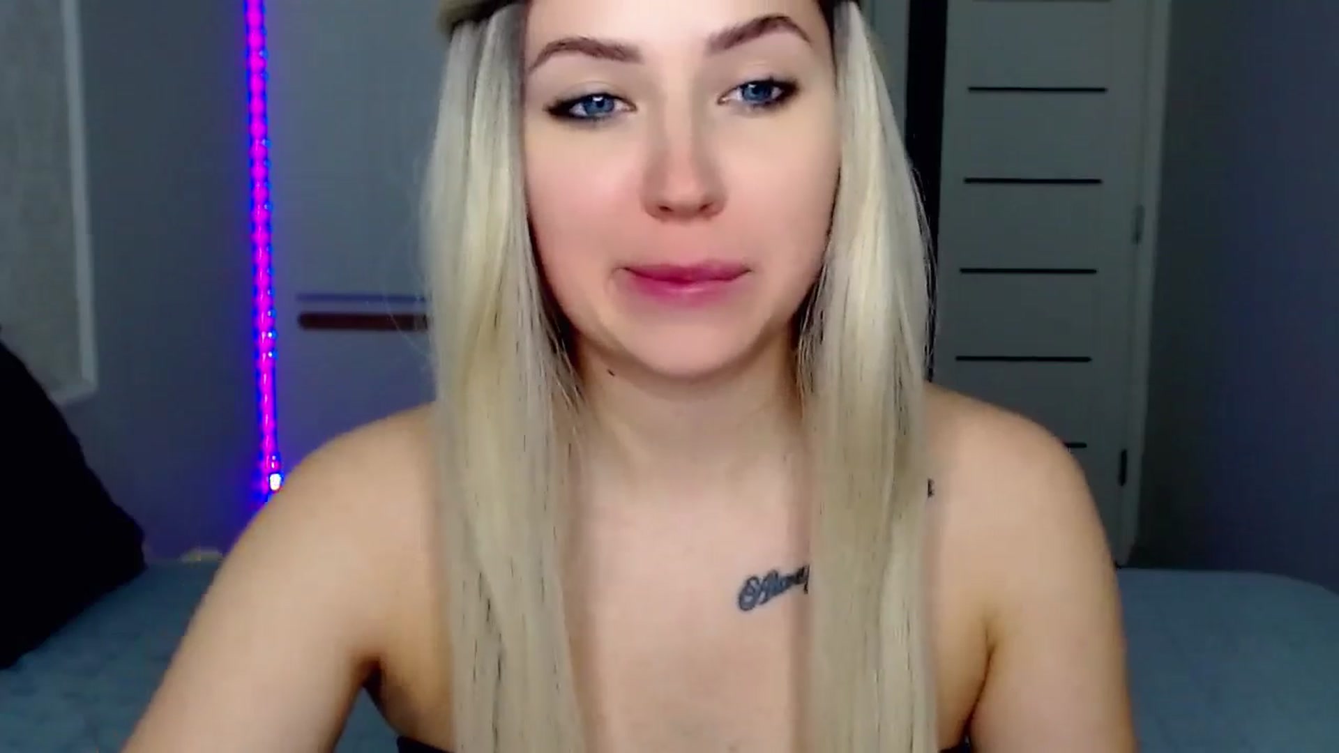 Gallery image thumbnail from SinfulAngelll's myfreecams stream on, 05/17/2024, 08:16 image 8 of 20