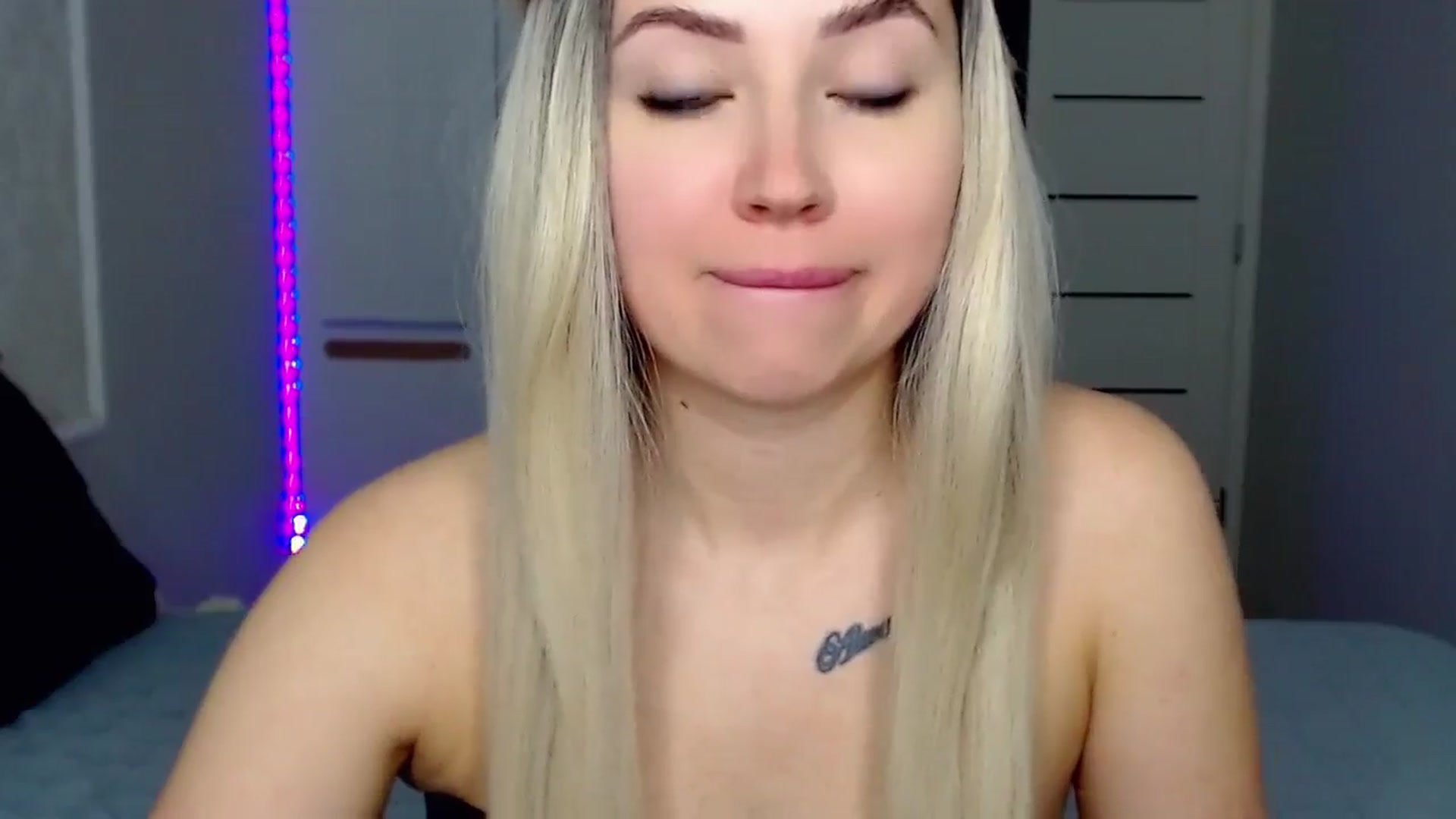 Gallery image thumbnail from SinfulAngelll's myfreecams stream on, 05/17/2024, 08:16 image 11 of 20