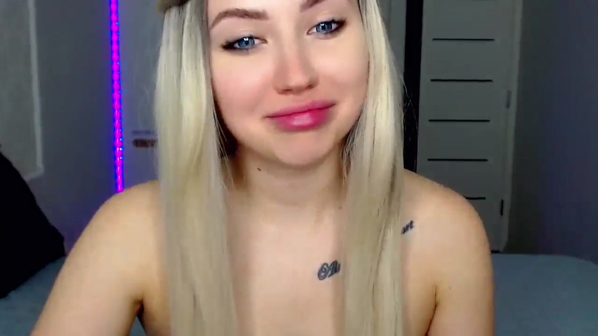 Gallery image thumbnail from SinfulAngelll's myfreecams stream on, 05/17/2024, 08:16 image 17 of 20