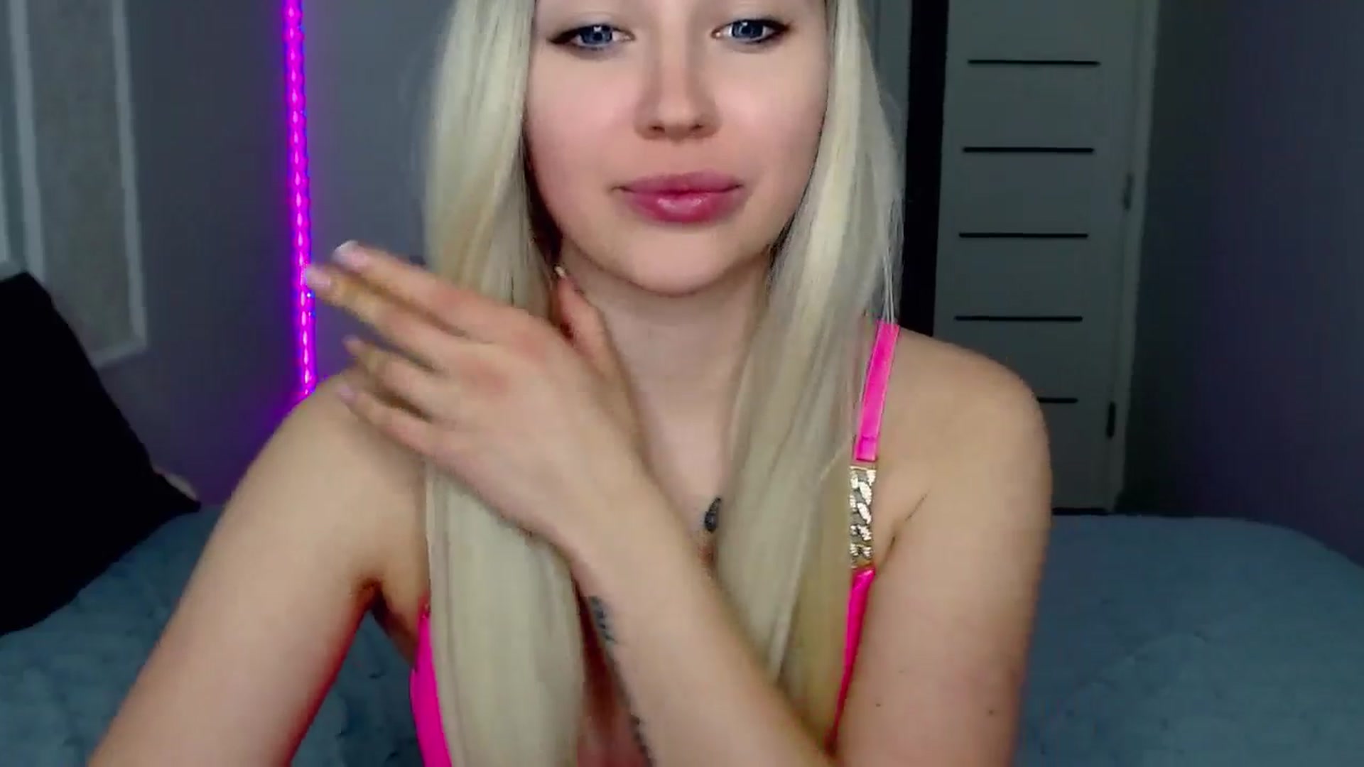 Gallery image thumbnail from SinfulAngelll's myfreecams stream on, 05/18/2024, 15:29 image 5 of 20