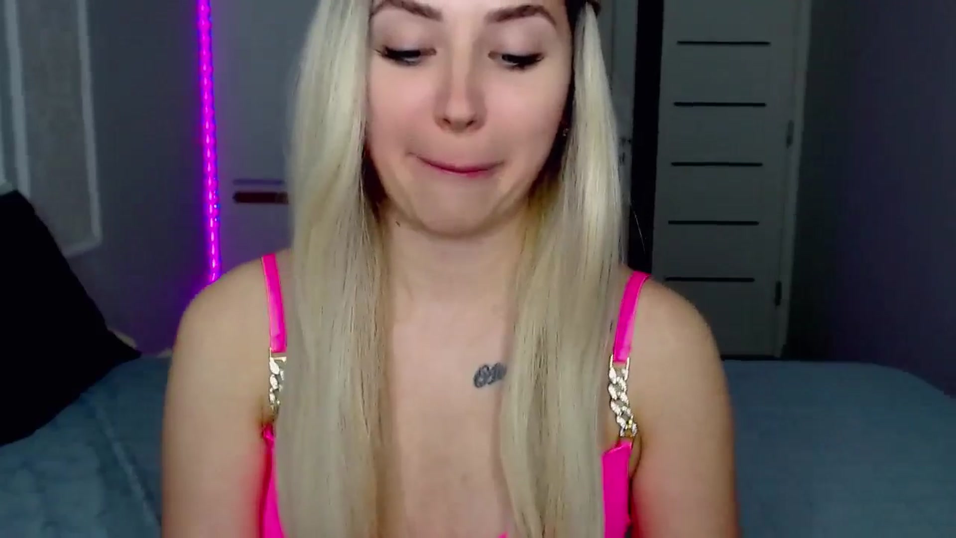 Gallery image thumbnail from SinfulAngelll's myfreecams stream on, 05/18/2024, 15:29 image 18 of 20