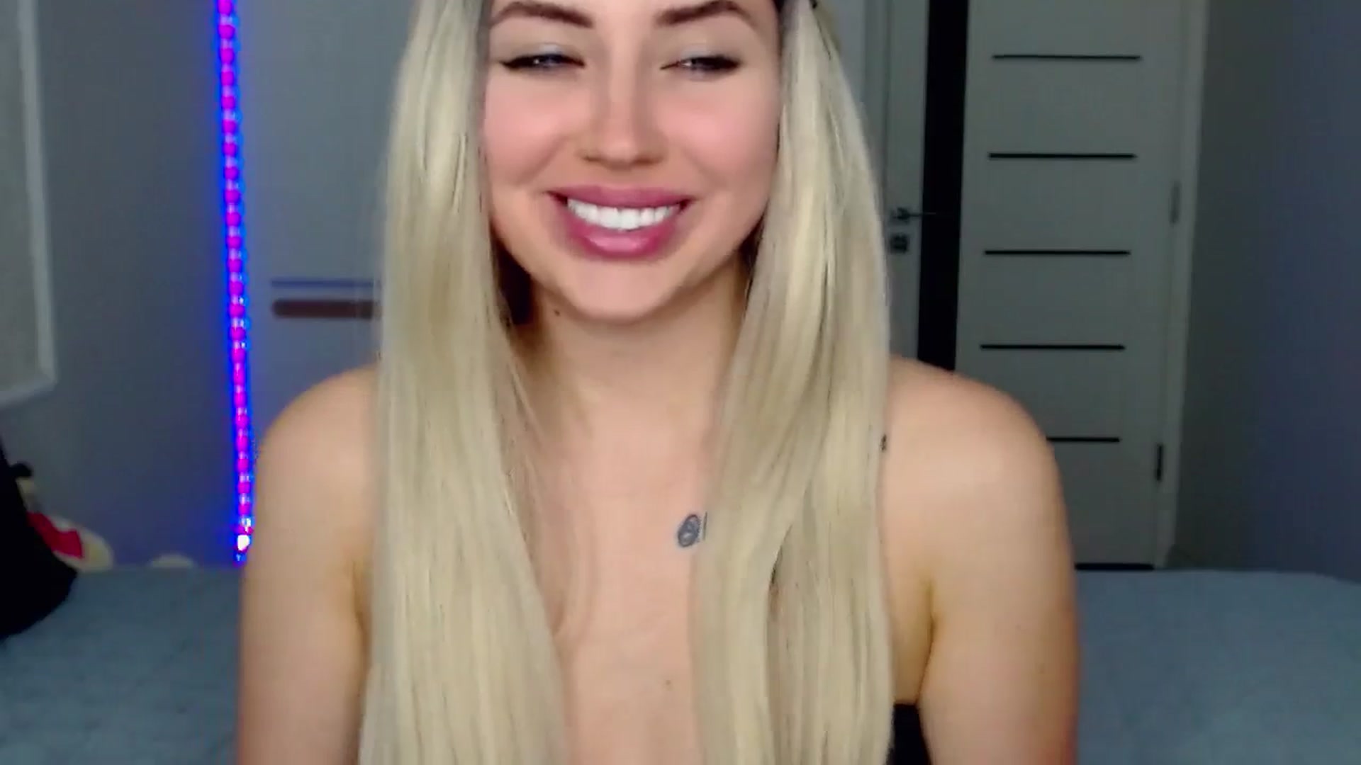 Gallery image thumbnail from SinfulAngelll's myfreecams stream on, 05/20/2024, 17:50 image 10 of 20