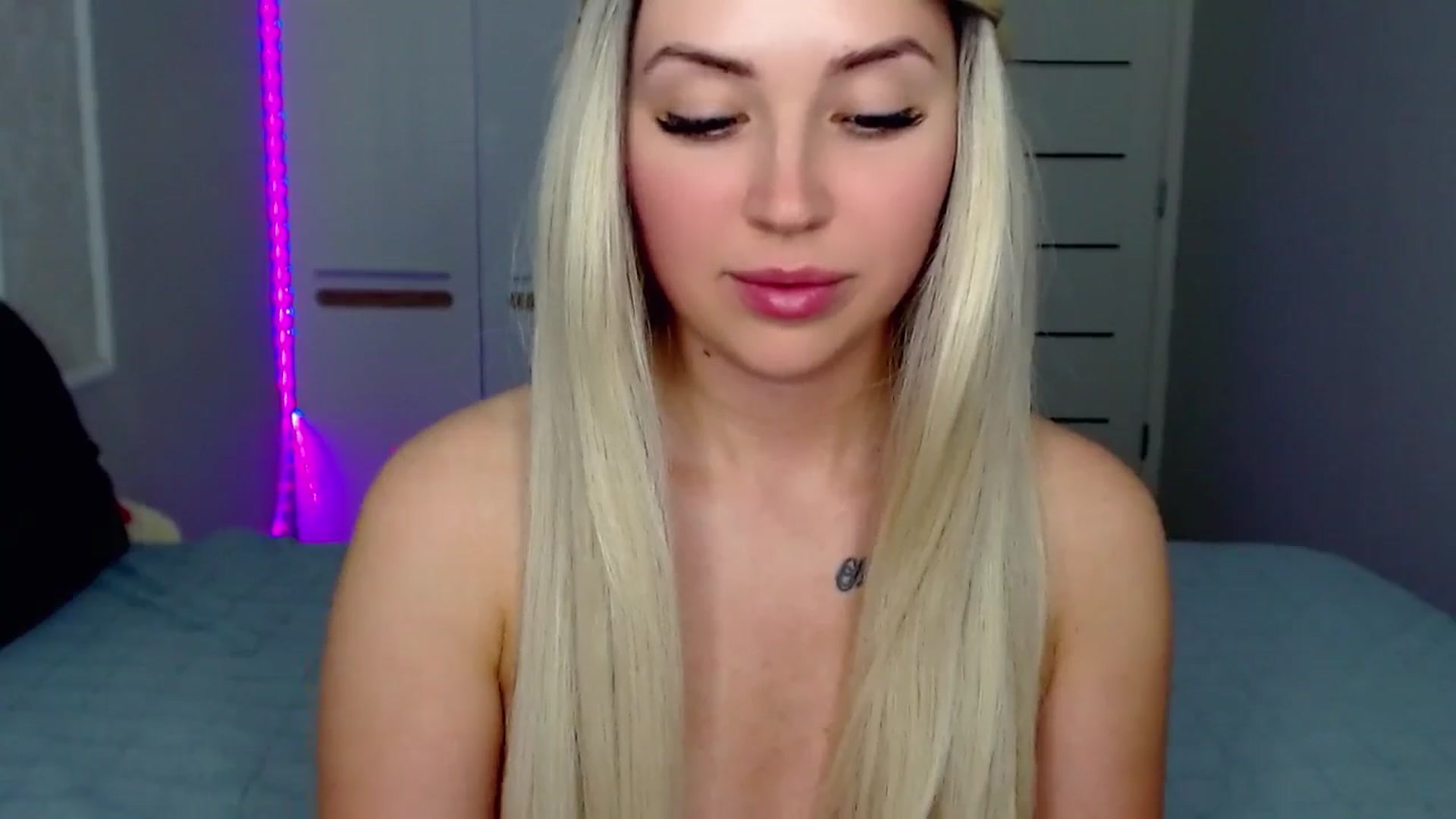 Gallery image thumbnail from SinfulAngelll's myfreecams stream on, 06/08/2024, 13:18 image 10 of 20